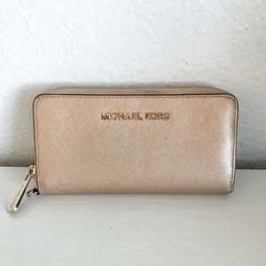 Michael Kors Gold Jet Set Wallet